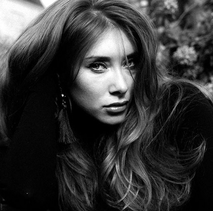 Alexandra Vino trivia