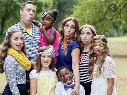 Brooklyn McKnight with family