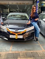 Simran Khanna's car