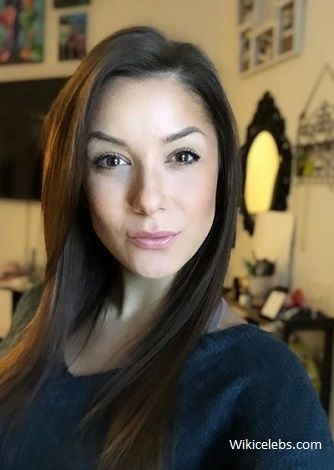 Amber Pike Love Is Blind Age Height Weight Bio Family