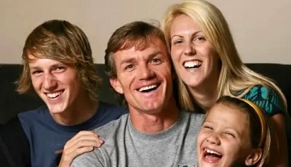 Joanne Laidley with her husband Dean Laidley, son Kane Laidley, and daughter Brooke Laidley
