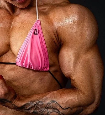 Julia Föry tattoos