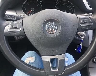 Loeya has Volkswagen Car