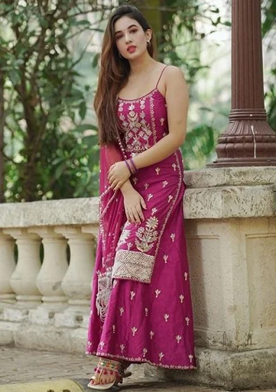 Aditi Budhathoki Height & Weight