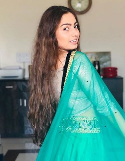 Dinky Kapoor in Indian outfit