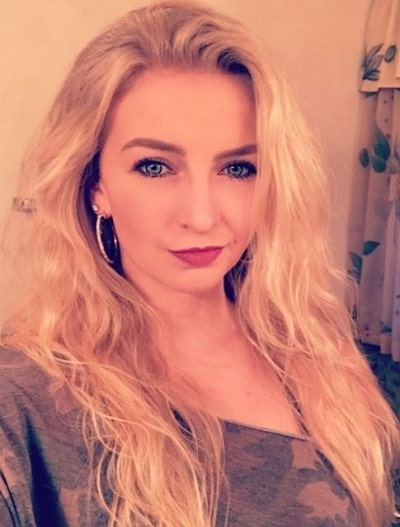 Mandy Hansen Wiki, Bio, & Age
