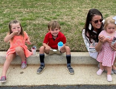 Rachel Todd spotted with her children Oliver Todd and Scarlett Todd