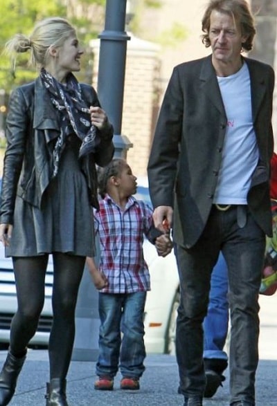 Robie Uniacke was spotted along with his girlfriend Rosamund Pike (English Actress)