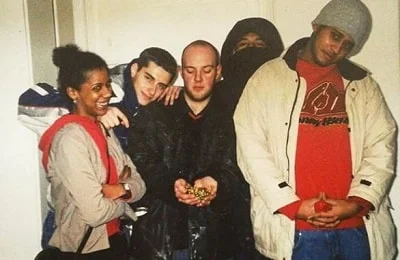 Jasmina Kuhnke's with her 2000's male friends gang