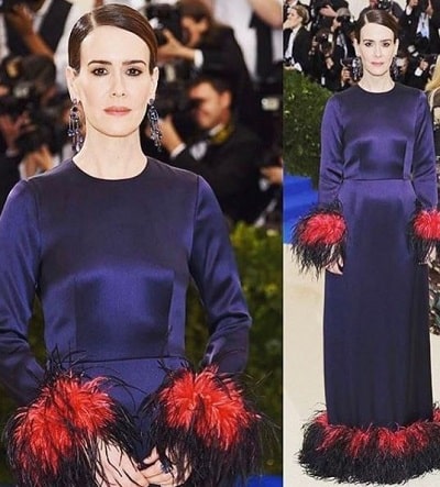 Sarah Paulson wearing Prada and styled by stylist Karla Welch
