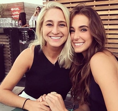 Lorynn York along with her sister Sarah York