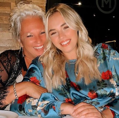 Victoria Baldesarra with her mom Cherlann Baldesarra
