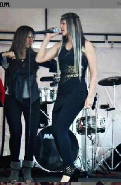 Diana Lasso singing in a live show in Columbia