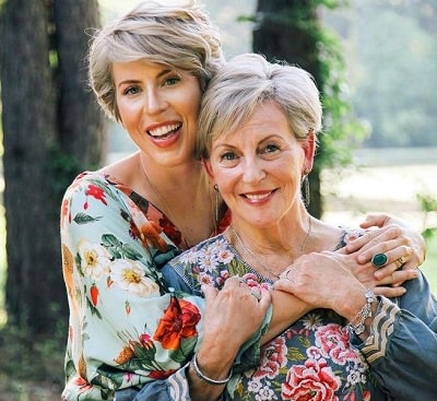 Erin Napier loves her mother very much