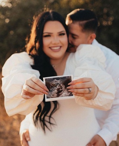 Raul Aguilar announced about pregnancy
