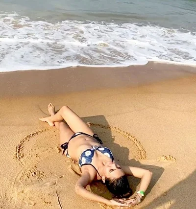 Ashna Kishore loves beaches