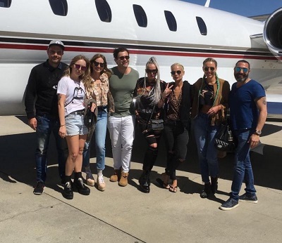 Jenna King with her friends