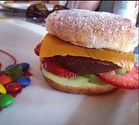 Jillian Mueller love burger