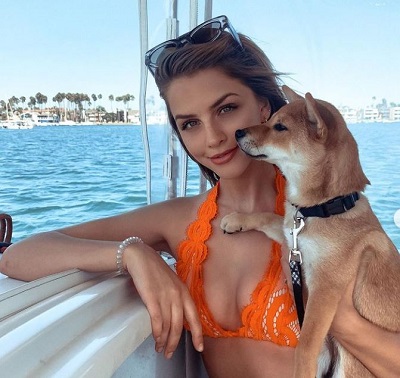 Marina Laswick with her pet