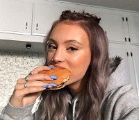 Riley Hubatka loves burger
