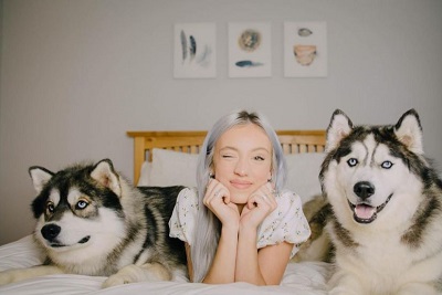 Riley Hubatka pets