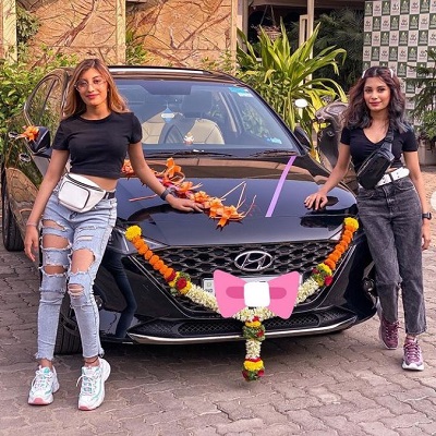 Somya Daundkar new car