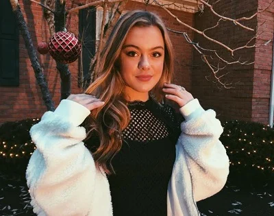 Isabella Alexander Career & Net Worth