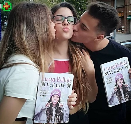 Lucia Bellido published two books