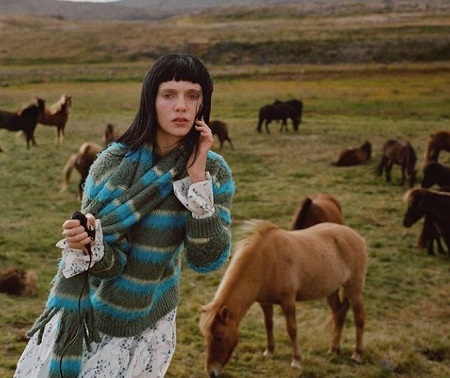 Sasha Frolova loves traveling