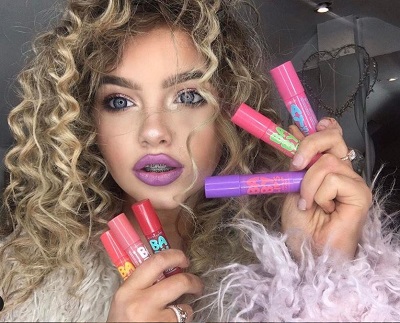 Sophia Mitchell promoting products