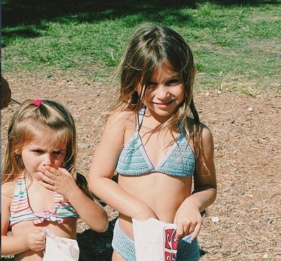Camaryn Swanson with her sibling sister