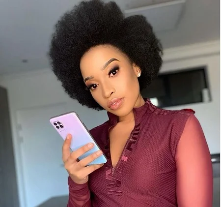Cindy Mahlangu is promoting Huawei