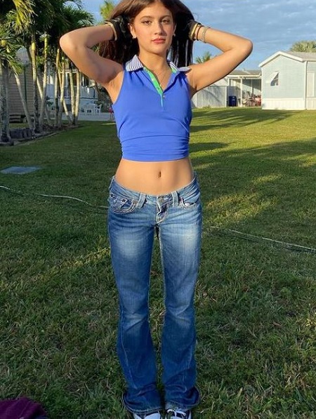 Jenny Popach physical measurements