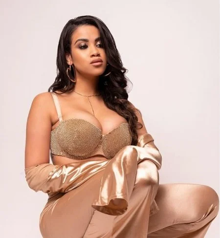 Michaela Mendez is also known for being YouTuber