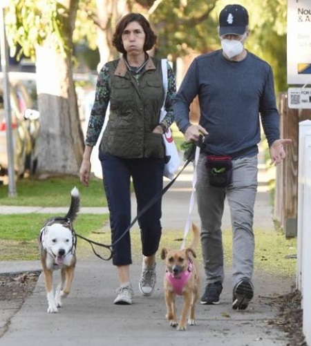 Naomi Yomtov spotted while walking along with her two pets and partner Bob OdenkirkNaomi Yomtov spotted while walking along with her two pets and partner Bob Odenkirk
