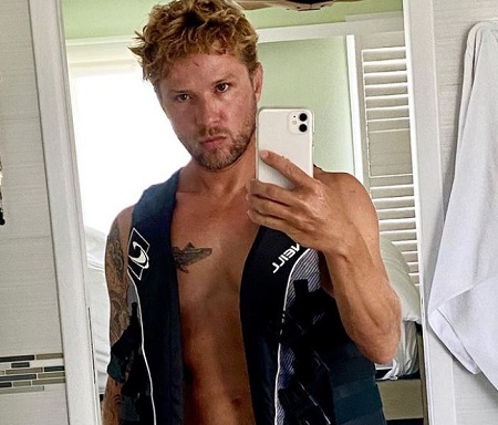 Paulina Slagter is best known as a former partner of Ryan Phillippe (American actor)