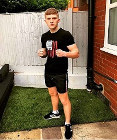 Campbell Hatton's physical appearance