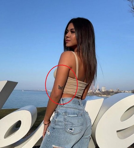 Steph Pappas has a butterfly tattoo