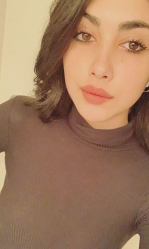 Alexa Mansour Biography