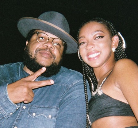 Zolee Griggs got clicked with her director Glenn