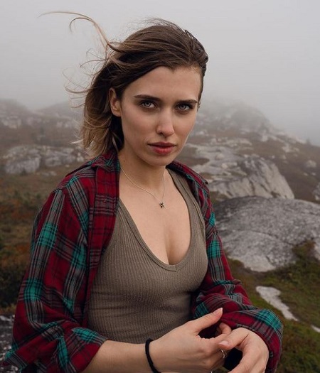 Genevieve DeGraves Wiki, Bio & Age