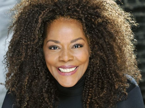 Dennis Thomas wife Phynjuar Saunders Thomas is an American singer, actress, and acting coach