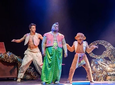 Leonardo Cecchi while performing stage show