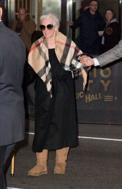 Patricia Carey height is 5 feet 6 inches