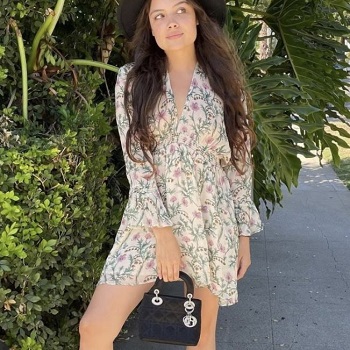 Sole Bovelli Height, Weight & Body Statistics