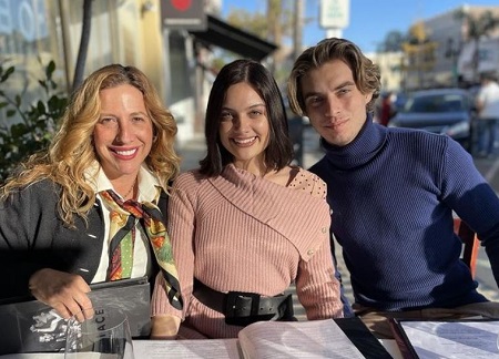 Sole Bovelli Mother & Brother