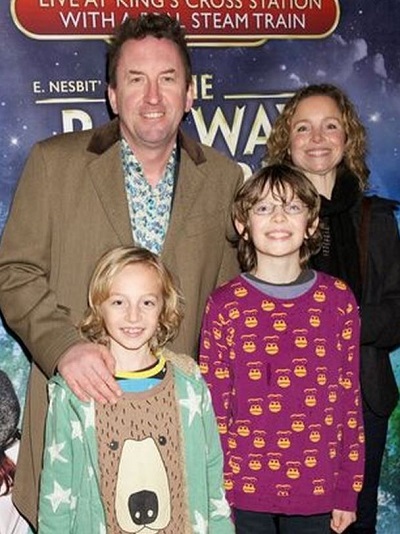who-is-tara-mckillop-wiki-lee-mack-s-wife-age-kids-net-worth