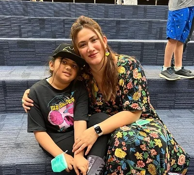 Ayesha Fazli with her daughter Alyza Zafar