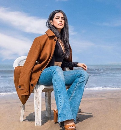 Saloni Mishra holds the nationality of India and New Zealand