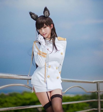 Alodia Gosiengfiao's age is 34 years old